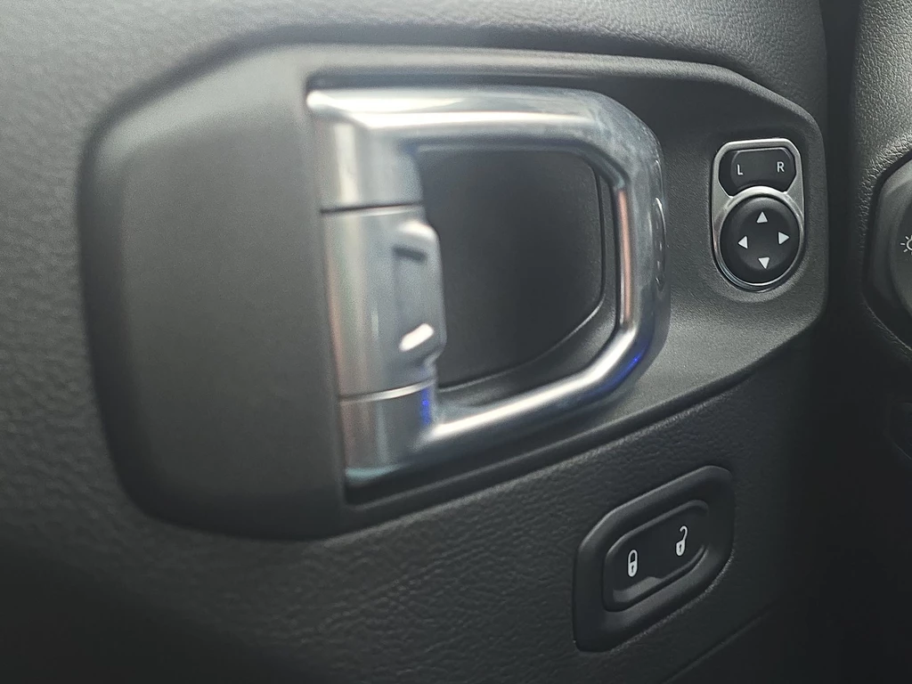 Jeep Wrangler – foto 15