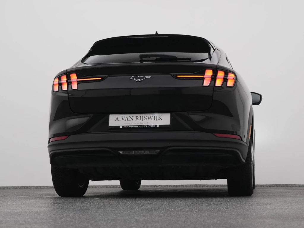 Ford Mustang Mach-E – foto 9