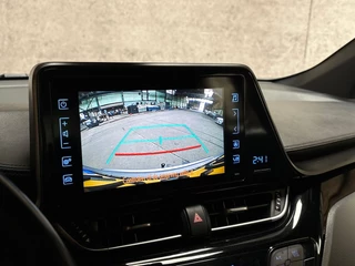 Toyota C-HR – thumbnail 14