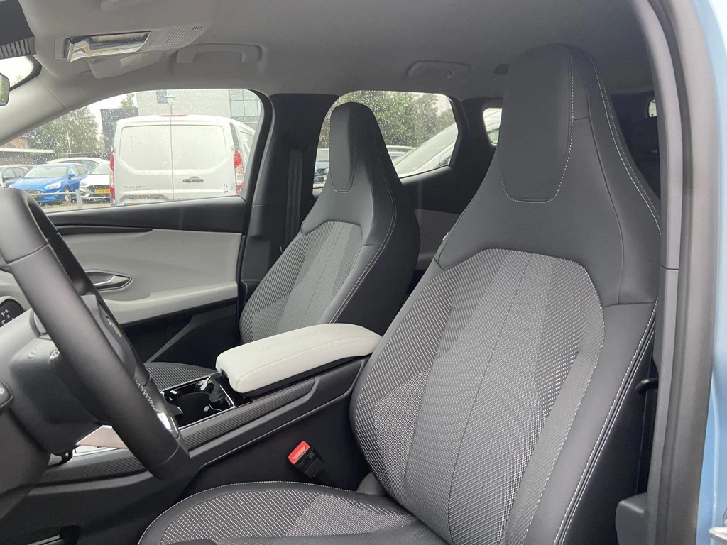 Ford Explorer – foto 12