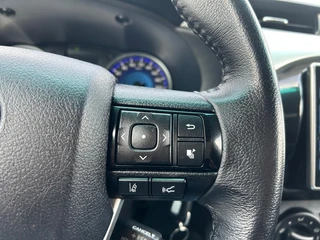 Toyota Hilux – thumbnail 16