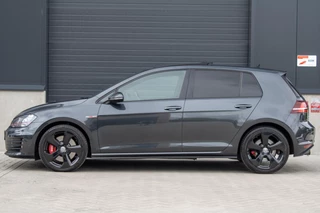 Volkswagen Golf – thumbnail 4