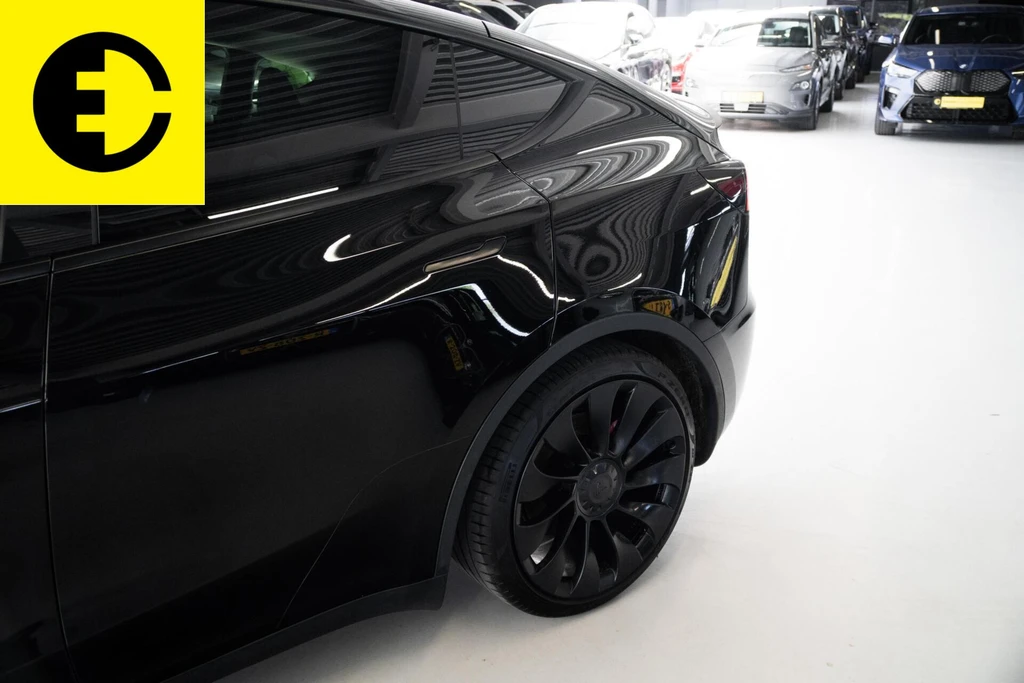 Tesla Model Y – foto 46