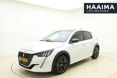 Peugeot 208 1.2 PureTech GT Pack 100 PK | Automaat | Panoramadak | Parkeersensor rondom | Alcantara bekleding | Camera | Mirror Screen | Adaptive Cruise Control | 1e eigenaar