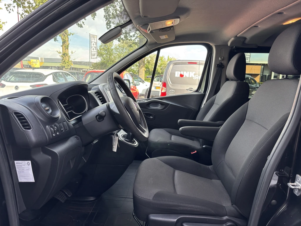 Renault Trafic – foto 23