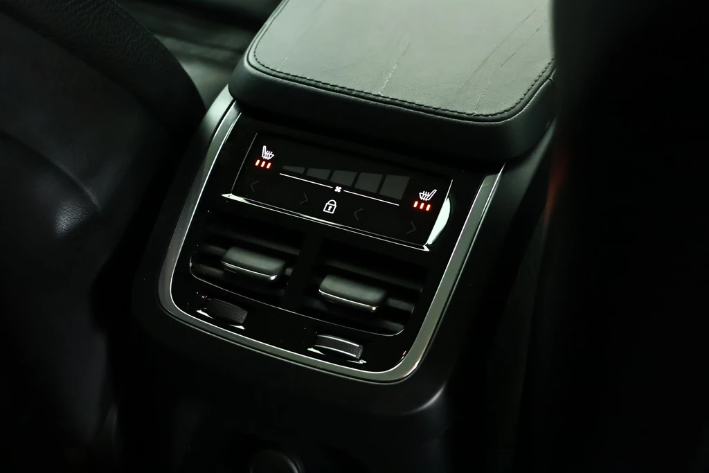 Volvo XC90 – foto 19