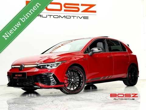 Volkswagen Golf 8 2.0 TSI GTI CLUBSPORT PANO HDUP AKRA VOL