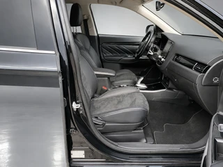 Mitsubishi Outlander – thumbnail 18