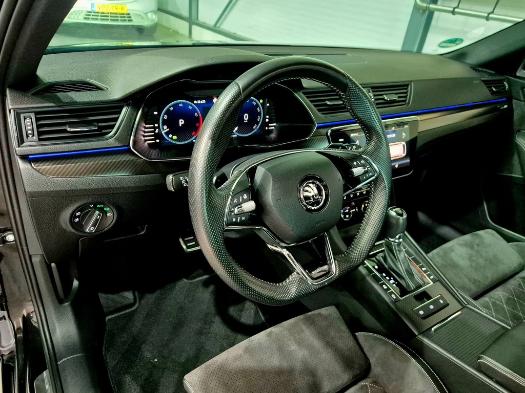 Škoda Superb – foto 23