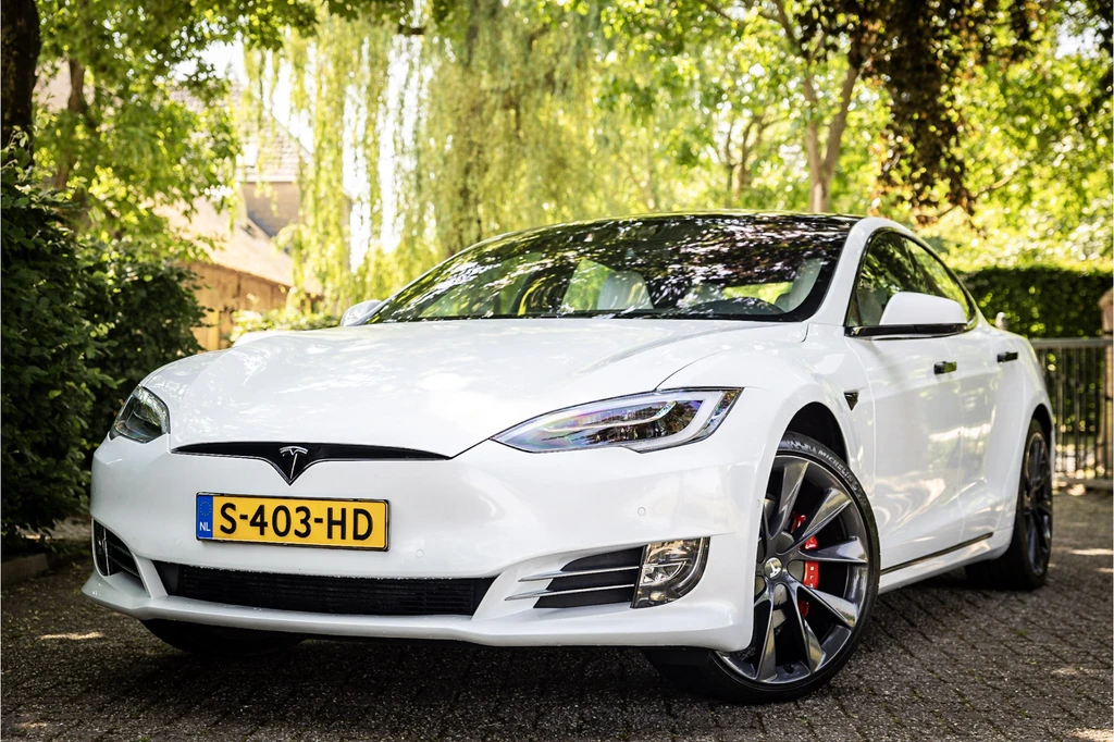 Tesla Model S – foto 1