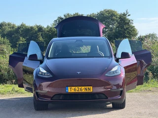 Tesla Model Y – thumbnail 8