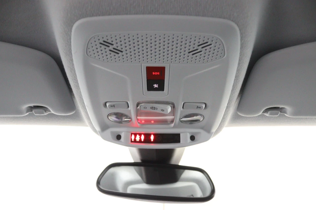 Peugeot 208 – foto 33