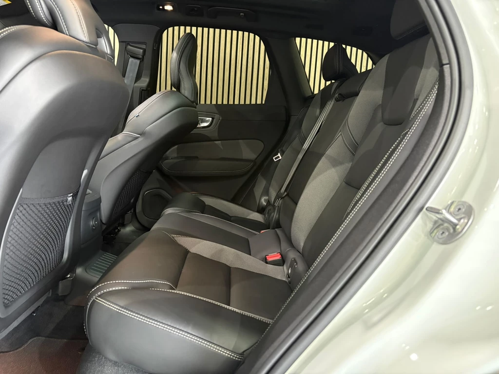 Volvo XC60 – foto 18