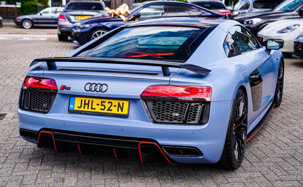 Audi R8 – foto 11