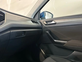 Volkswagen T-Roc – thumbnail 32