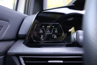 Volkswagen Golf – thumbnail 45