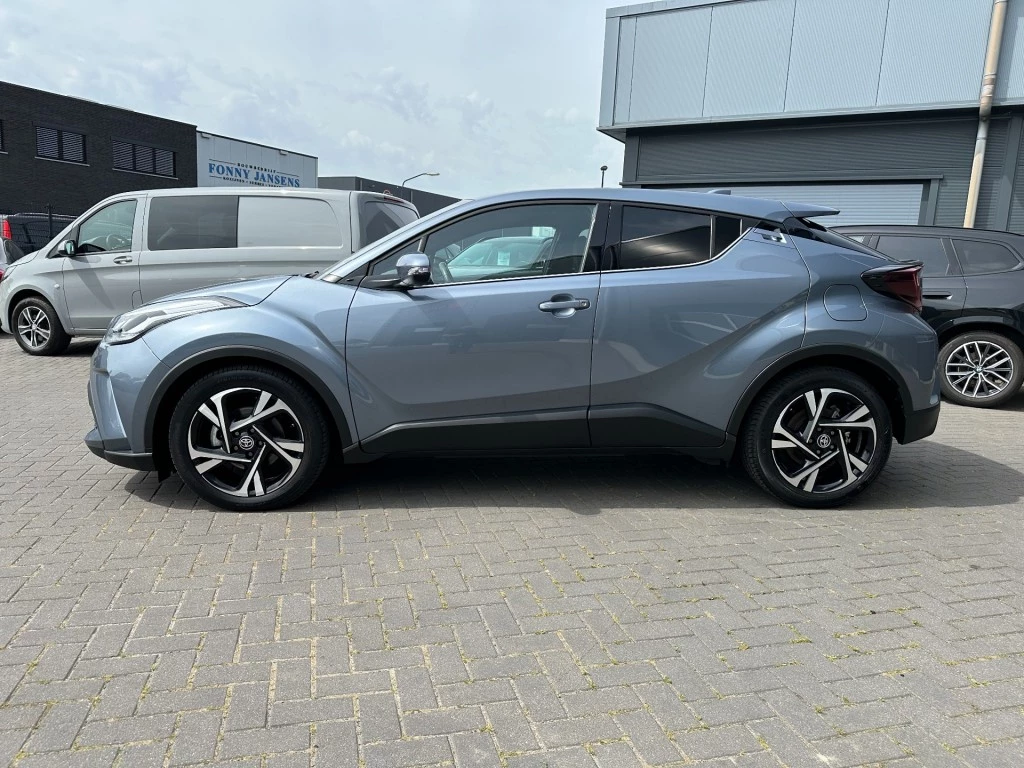 Toyota C-HR – foto 2