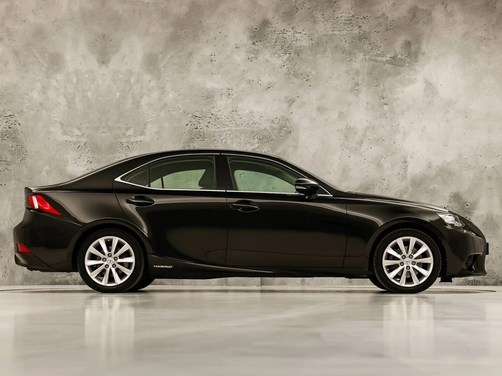 Lexus IS – foto 7