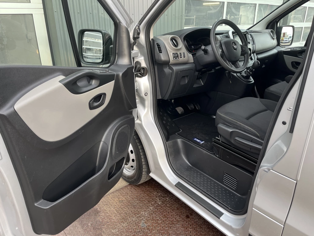 Renault Trafic – foto 11