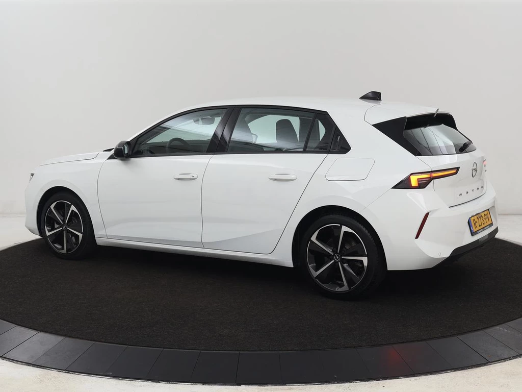 Opel Astra – foto 2