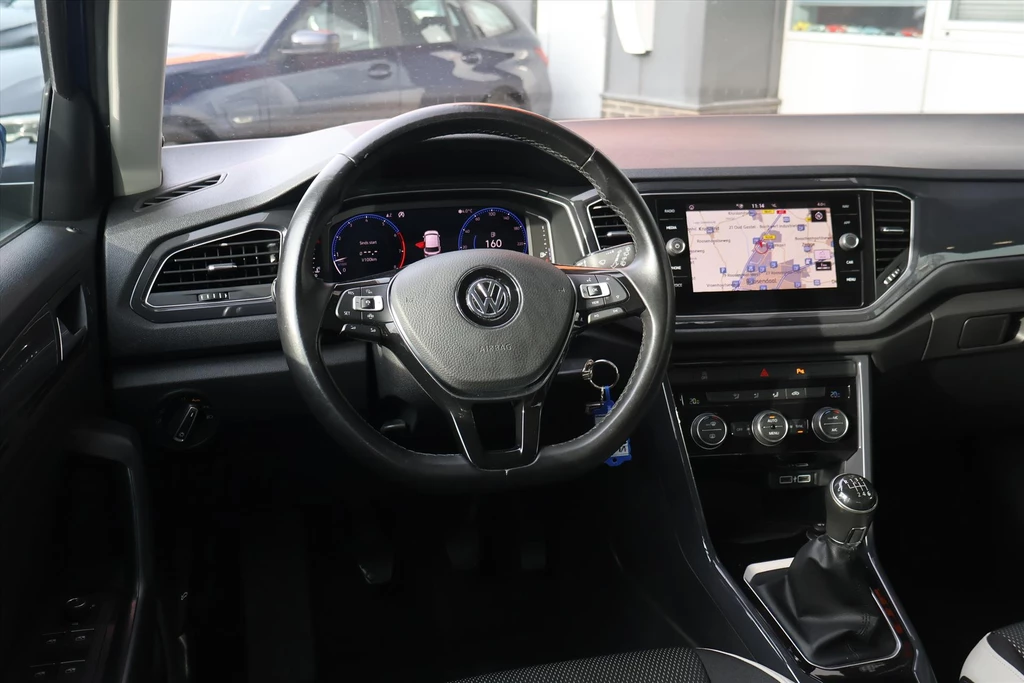 Volkswagen T-Roc – foto 17