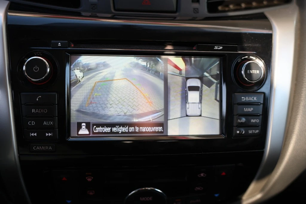 Nissan Navara – foto 15