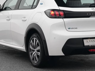 Peugeot e-208 – thumbnail 6