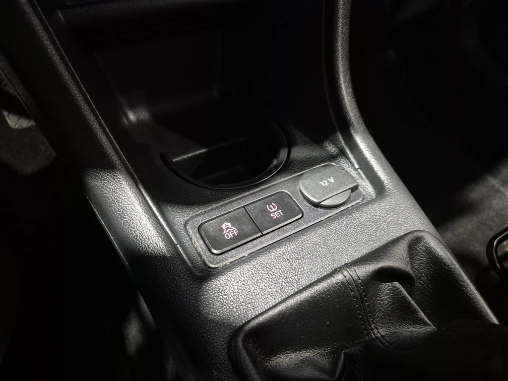 Volkswagen up! – foto 23