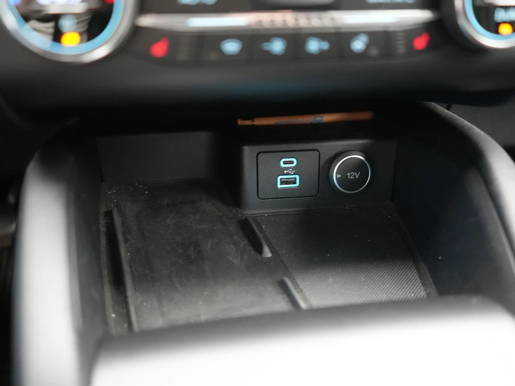 Ford Kuga – foto 39