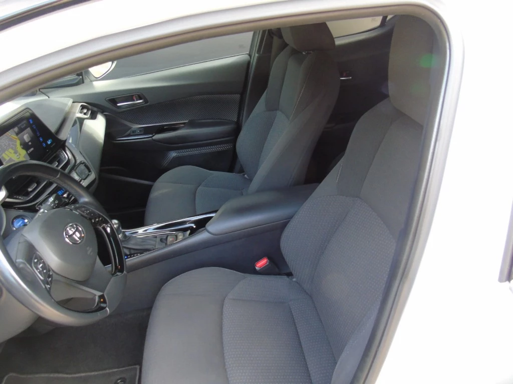 Toyota C-HR – foto 13