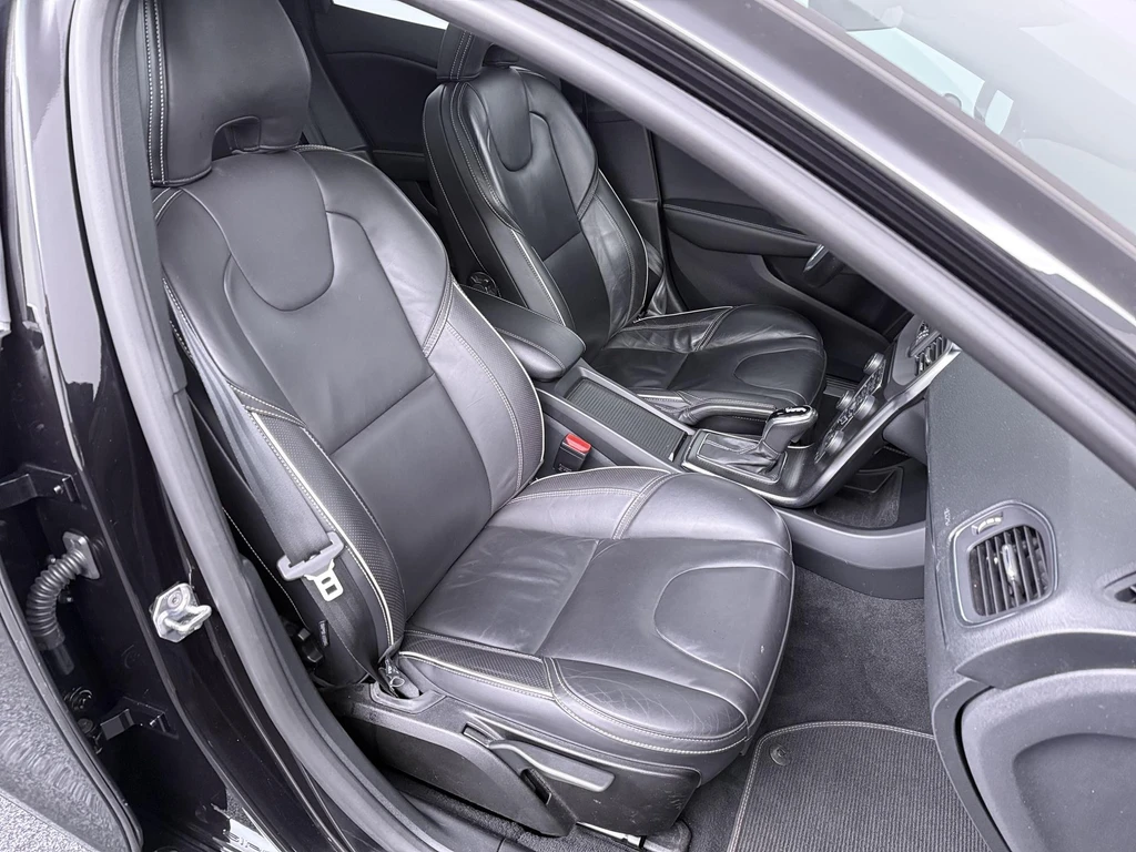 Volvo V40 – foto 38