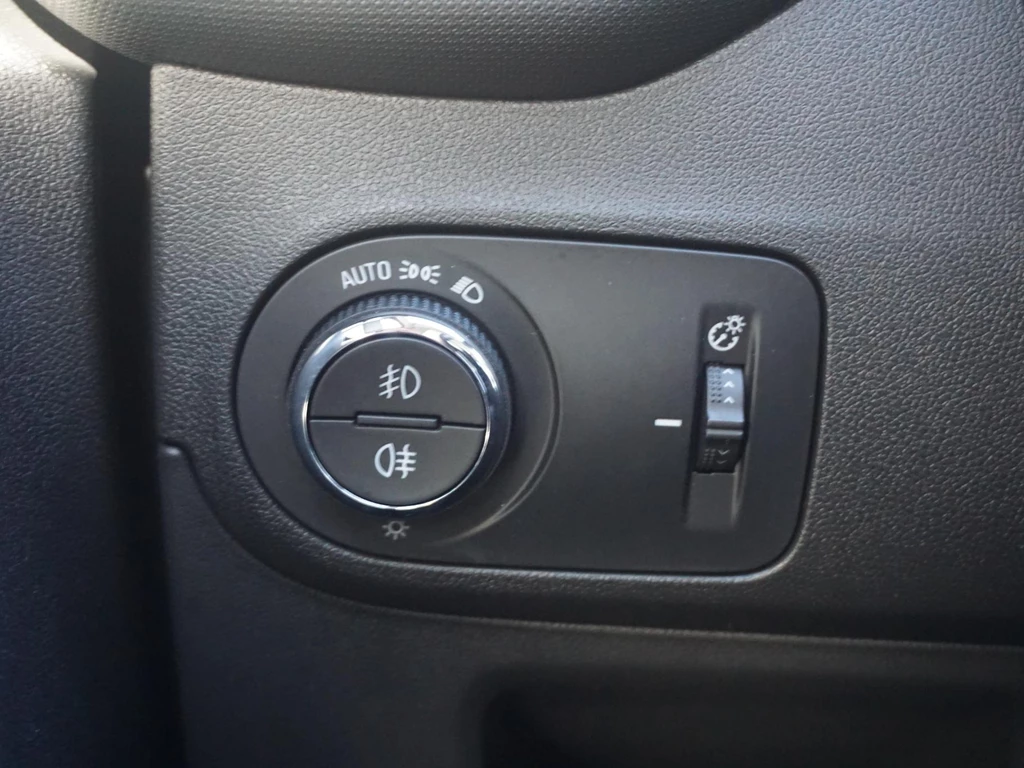 Opel Crossland X – foto 16