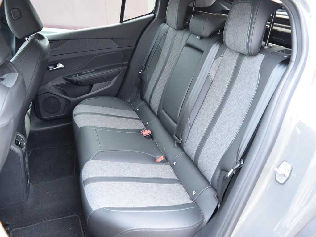 Peugeot 408 – foto 17