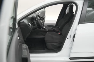 Renault Clio – thumbnail 30