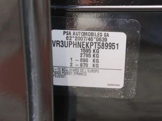 Peugeot 208 – thumbnail 41