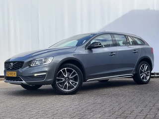 Volvo V60 – thumbnail 1