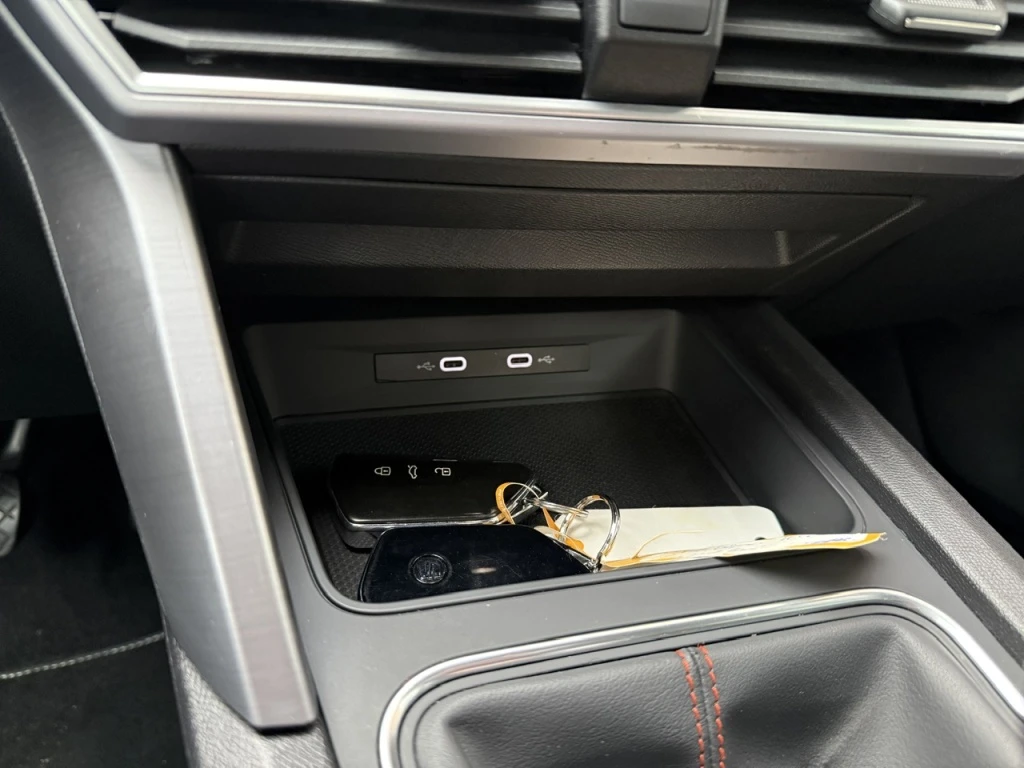 SEAT Leon – foto 43