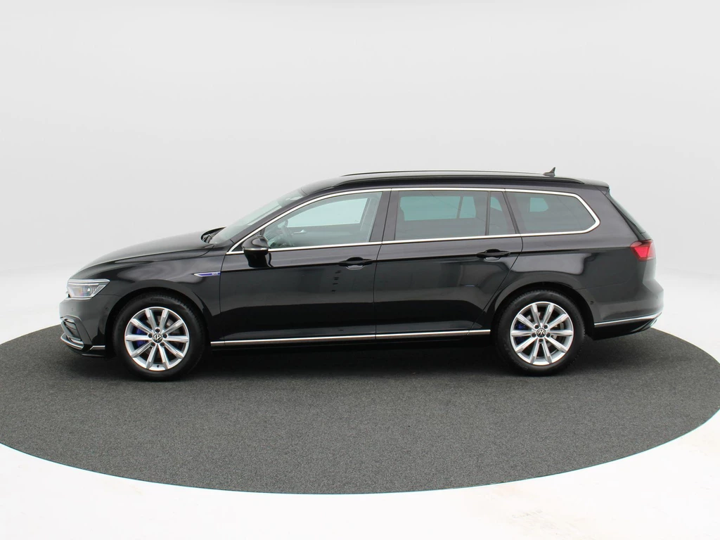 Volkswagen Passat – foto 2