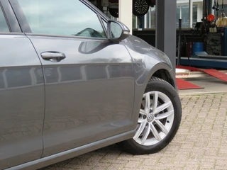 Volkswagen Golf – thumbnail 34