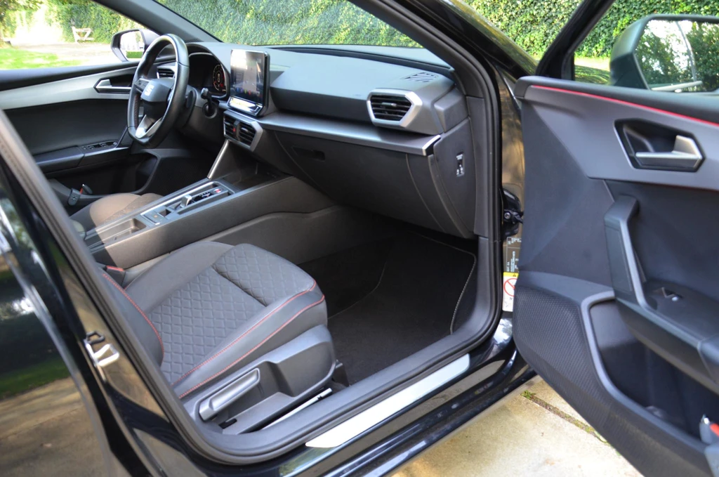 SEAT Leon – foto 47