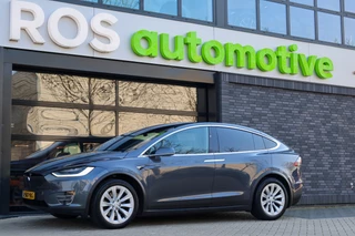 Tesla Model X – thumbnail 2