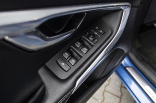 Volvo V40 – thumbnail 23