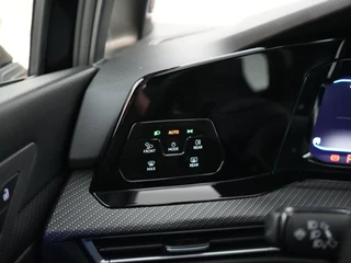 Volkswagen Golf – thumbnail 30