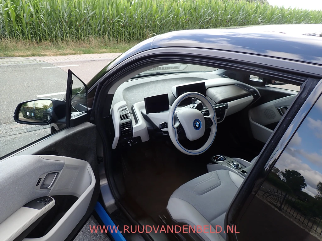 BMW i3 – foto 8