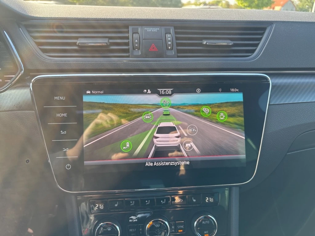 Škoda Superb – foto 31