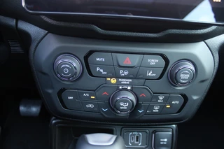 Jeep Renegade – thumbnail 26