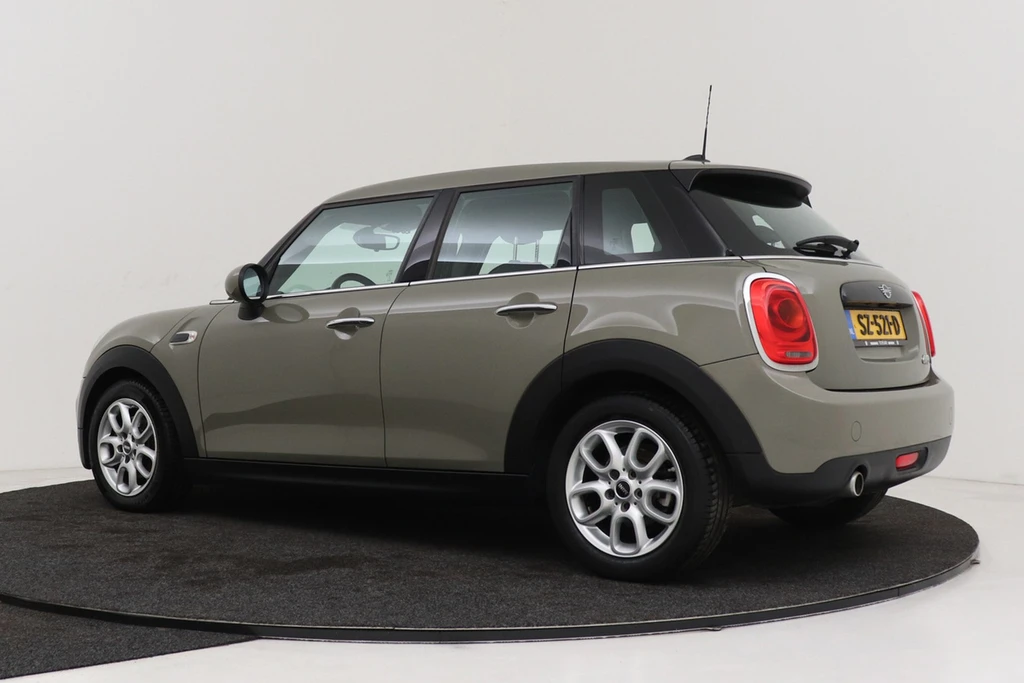 MINI 5-deurs – foto 4