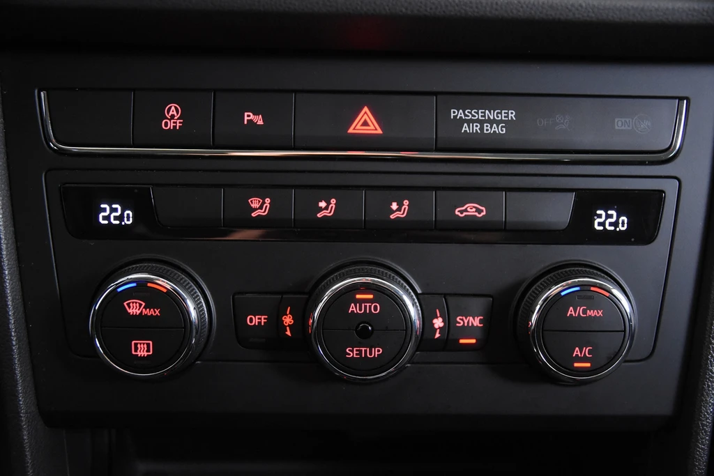 SEAT Leon – foto 19