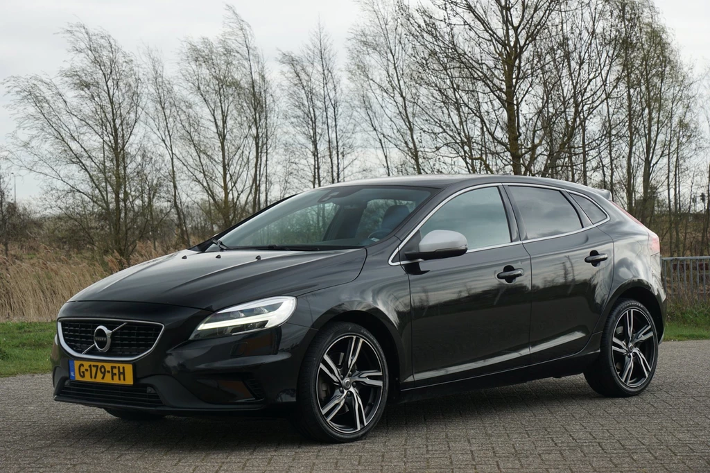 Volvo V40 – foto 2