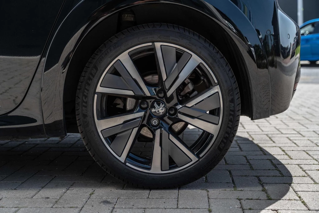 Peugeot 208 – foto 19